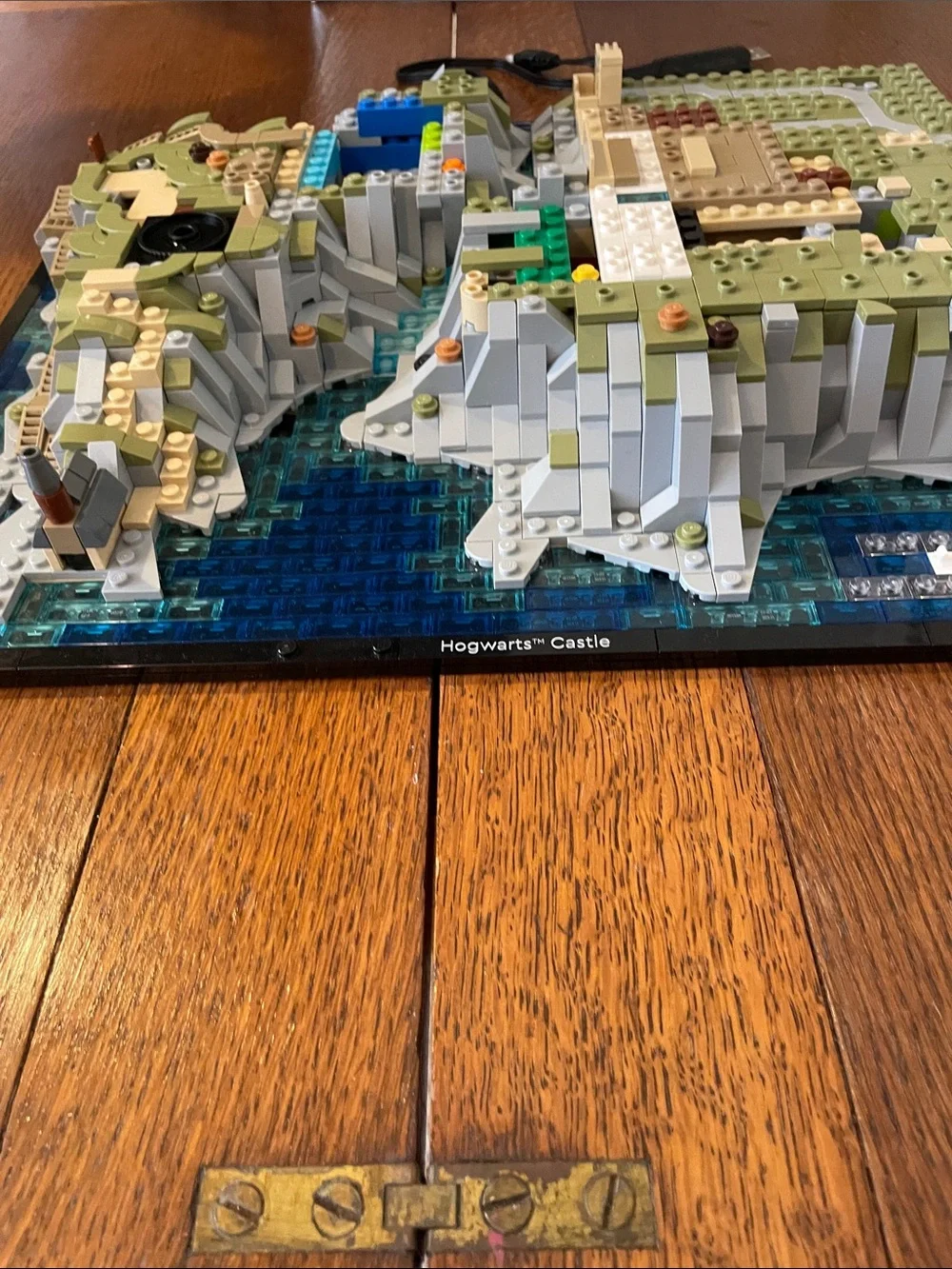 LEGO Harry Potter Hogwarts Castle and Grounds - Tan, Gray, Blue - Picture 8 of 8